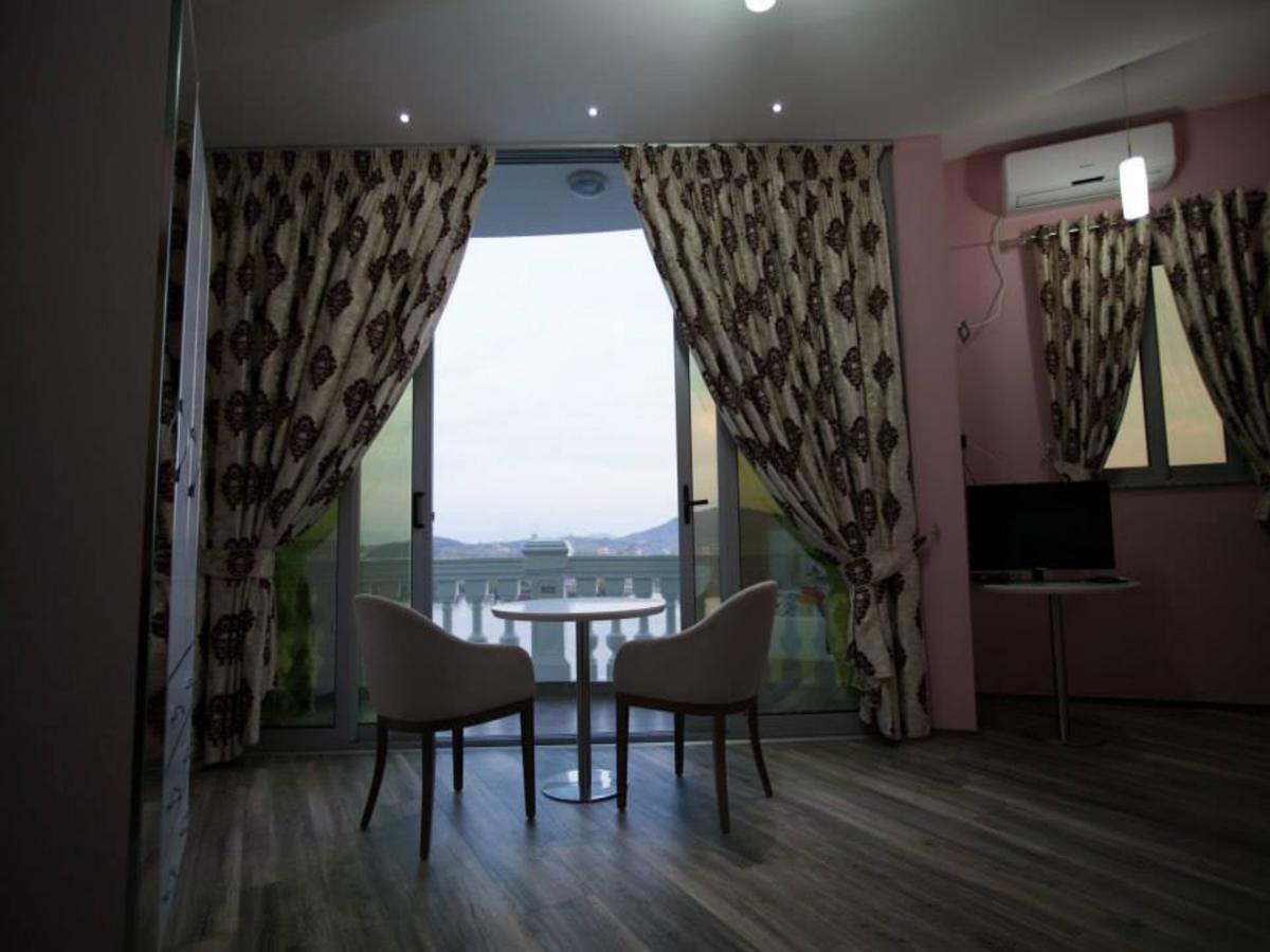 Prince Of Lake Hotel Shkodra Exterior foto