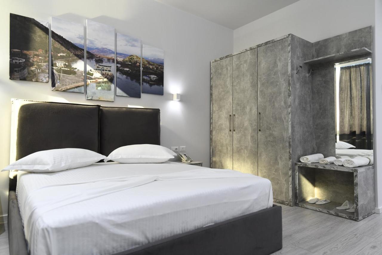 Prince Of Lake Hotel Shkodra Exterior foto