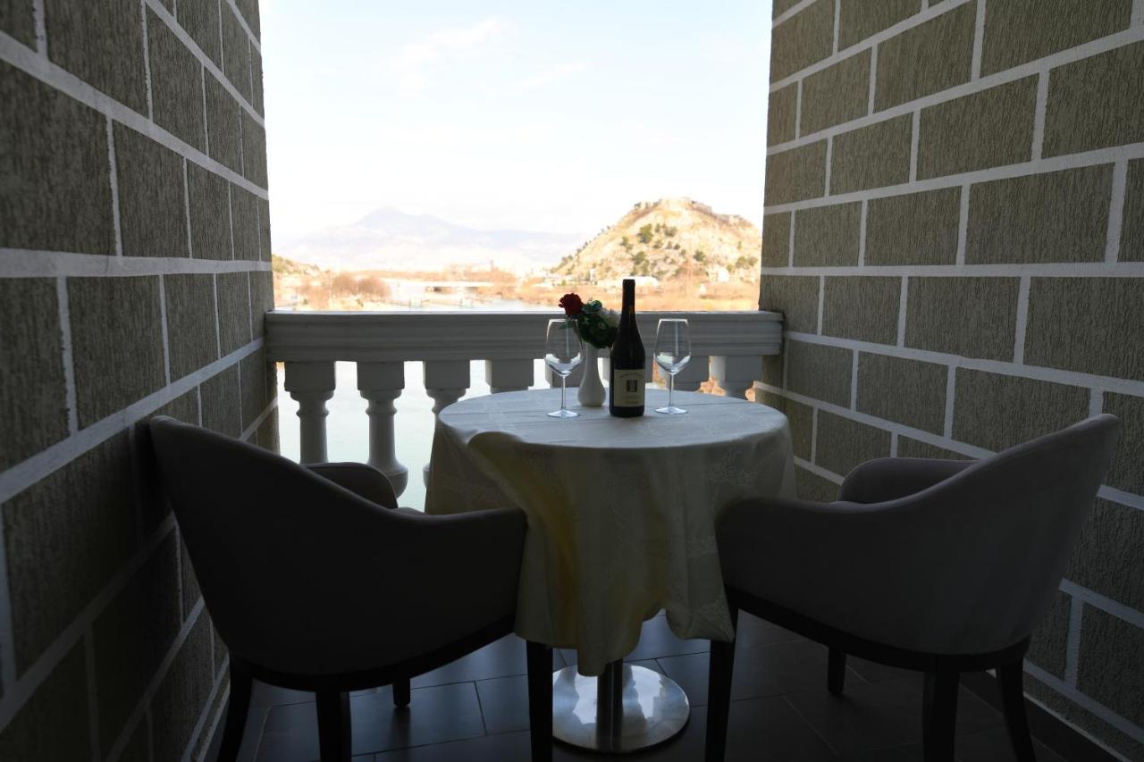Prince Of Lake Hotel Shkodra Exterior foto
